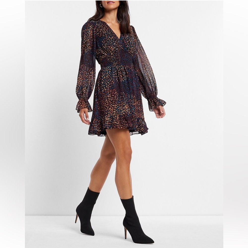 Express printed vneck smocked waist dress